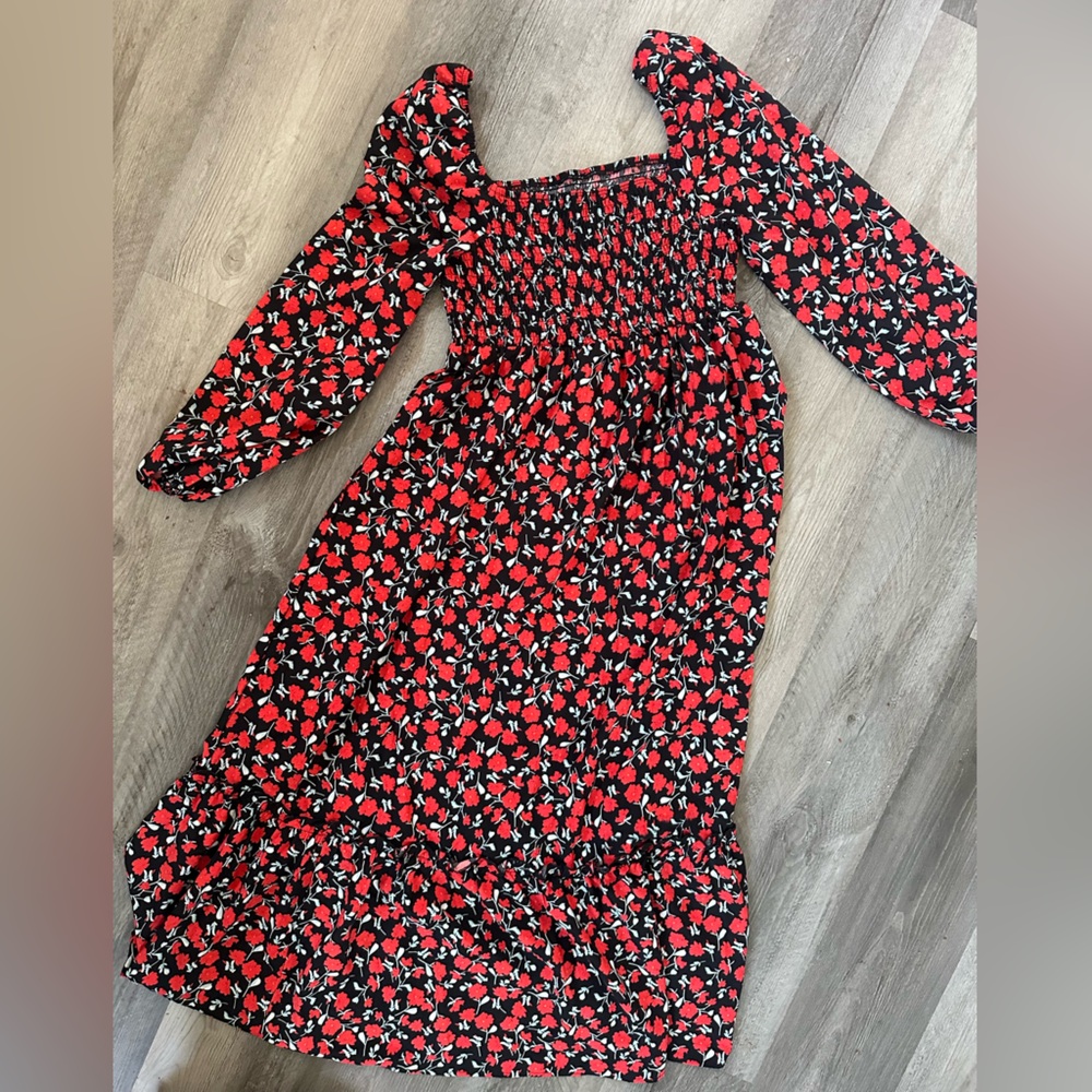 π» Floral Long Sleeve Midi Dress Bundle π» - Picture 4 of 6